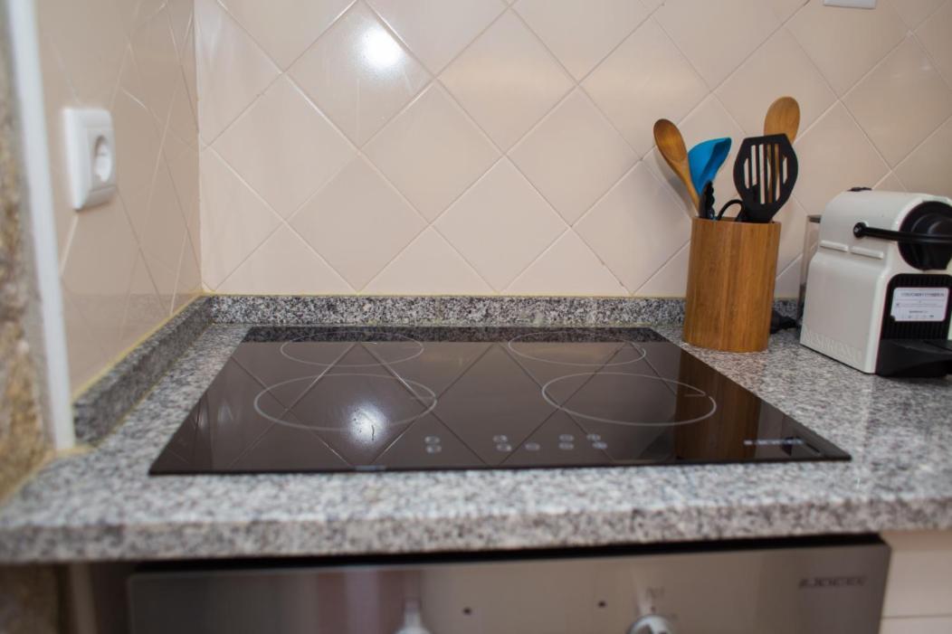 Bica Sequeiro 1 Bed Apartment Lisbon